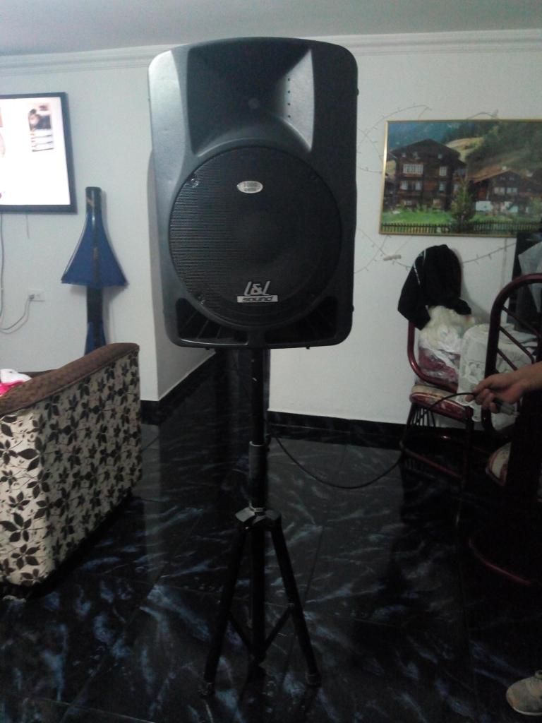 Cabina de sonido LYL SOUND  watts inf 