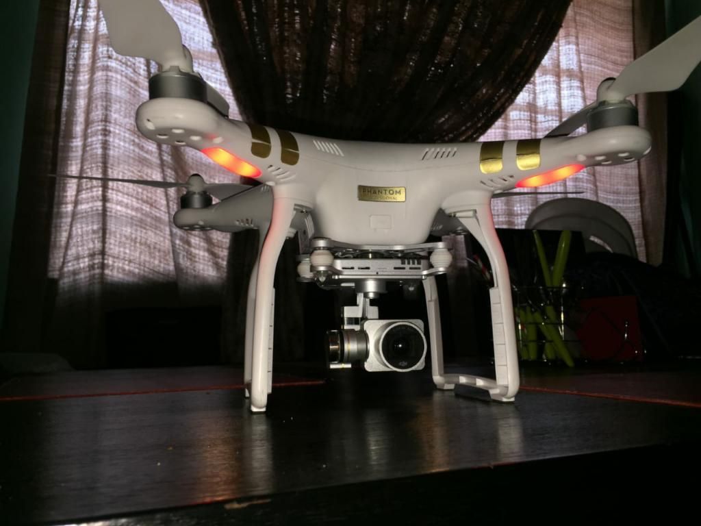 Dron Dji Pjantom 3 Pro 4k