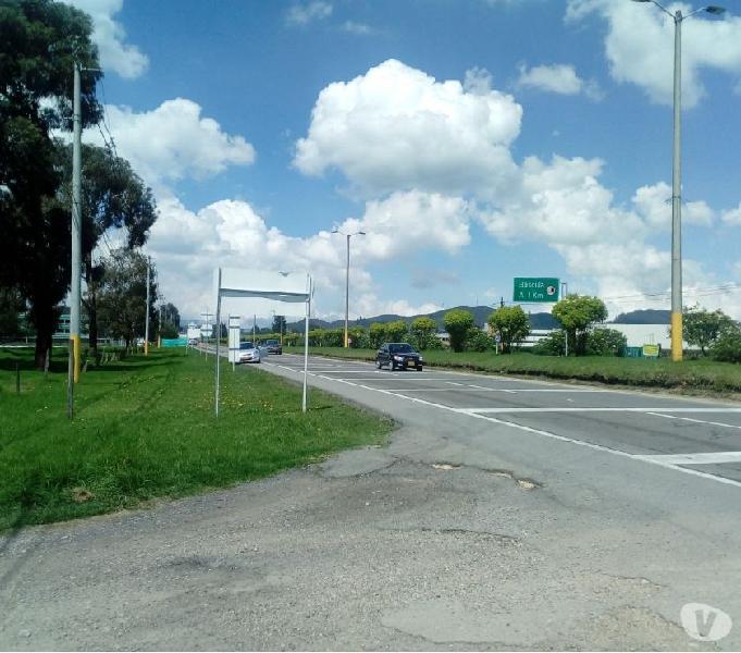 SE VENDE LOTE INDUSTRIAL EN SIBERIA CALLE 80 23.000 M2