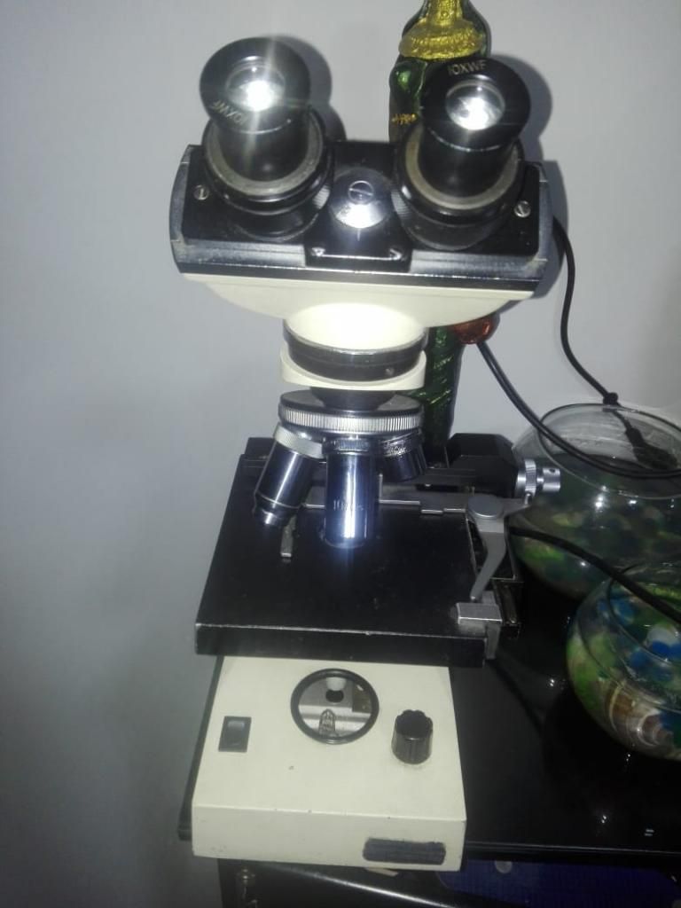 Se Vende Microscopio