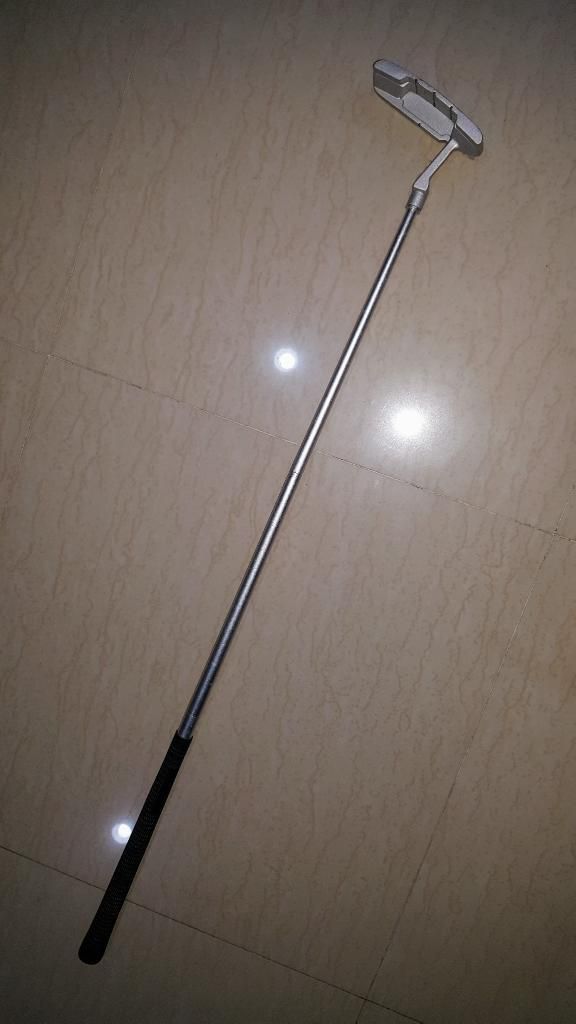 Vendo Palo de Golf Desarmable 5 Pelotas