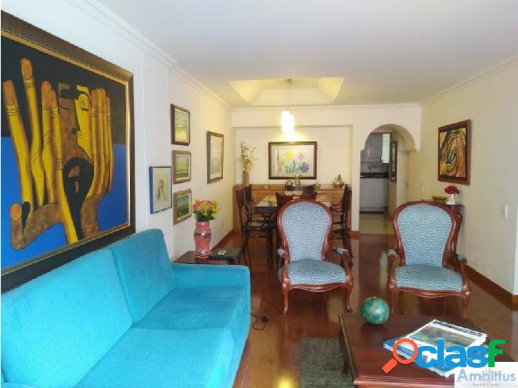 Apartamento en venta en Colina