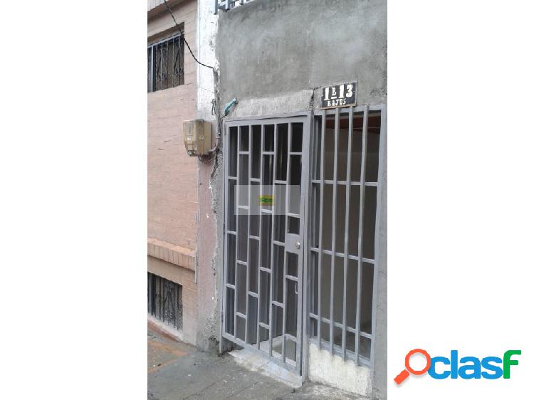 Arriendo Apartaestudio Centro 2 Con 17