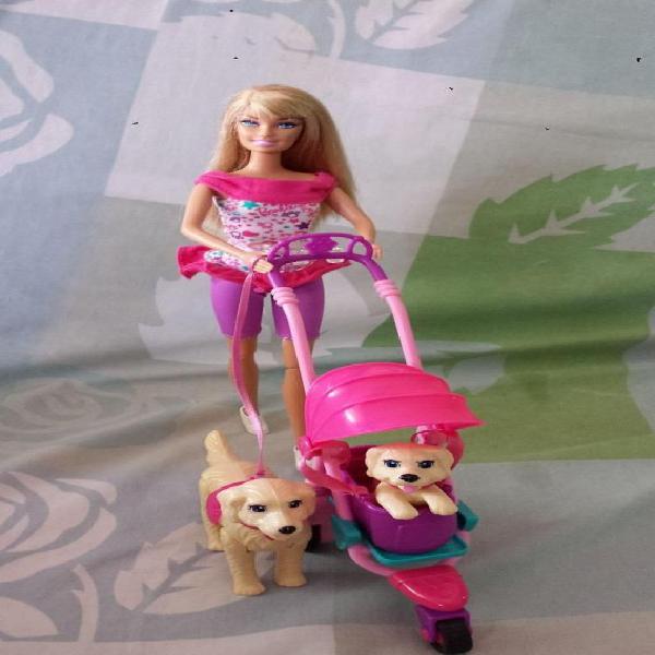 Barbie con coche de mascotas 60.000 super hermosa, soporte