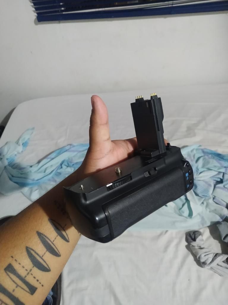 Battery Grip Cannon 7d