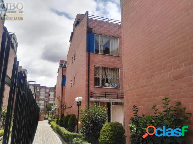 CASA EN VENTA EN CASTILLA