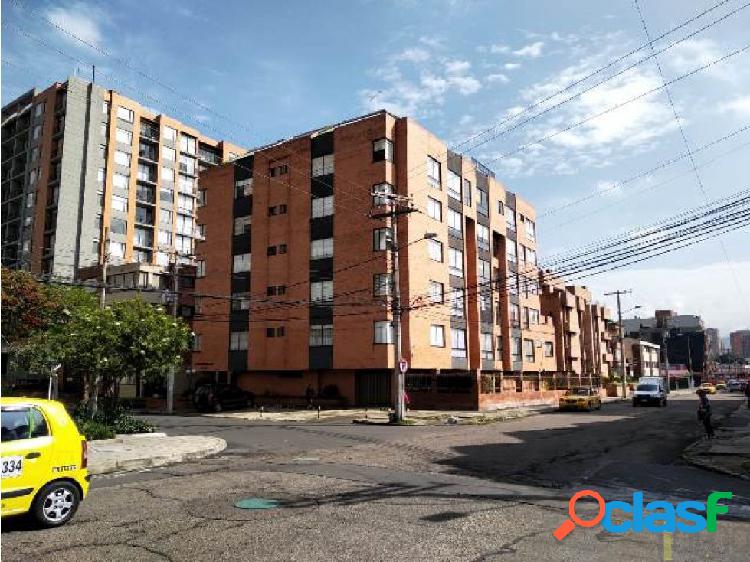 Excelente apartamento en Cedritos en arriendo