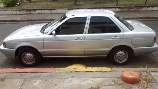 Nissan Sentra Modelo 96 Full Inyección de Cali Con Todos