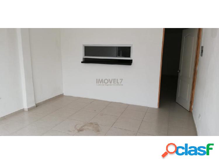 SE ARRIENDA LOCAL EN B/LOS LAURELES