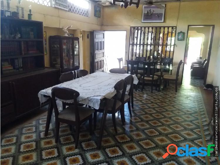 SE VENDE CASA LOTE, BOSQUE