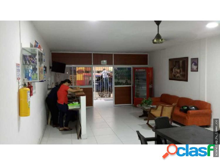 SE VENDE EXCELENTE PRECIO HOTEL CIENAGA