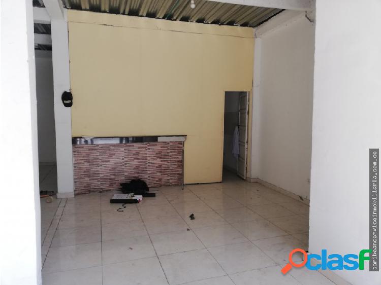 SE VENDE LOCAL, ALTO BOSQUE
