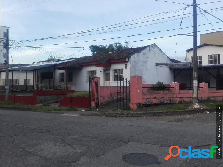 VENDE CASA LOTE ESQUINERA PEREIRA ZONA UNIVERSIT