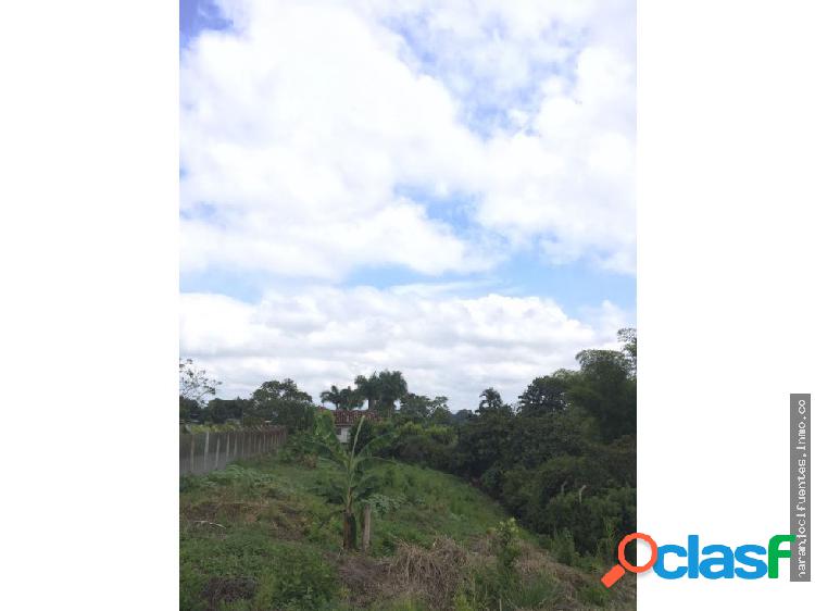 VENDO LOTE EXCELENTE UBICACIÓN
