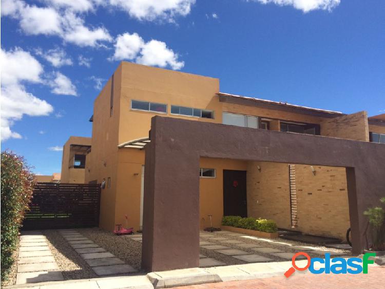 VENTA CASA VILLA LOS PINOS CAJICA