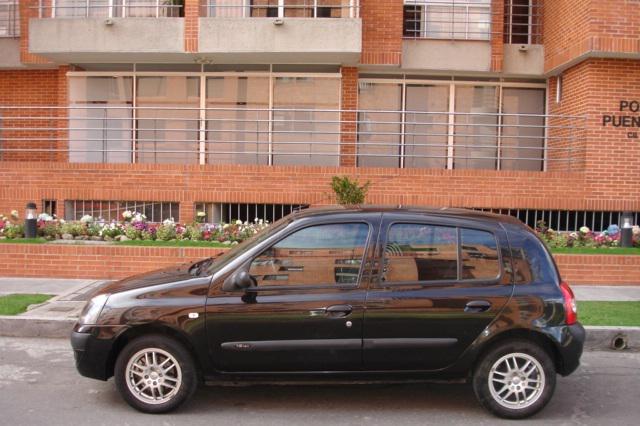 Vendo Clio Renault, muy buen estado, oportunidad