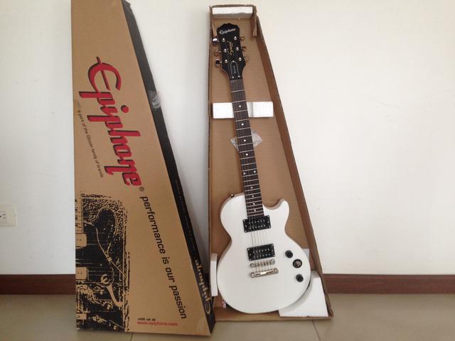 Vendo Guitarra Eléctrica Epiphone Especial II Blanca+