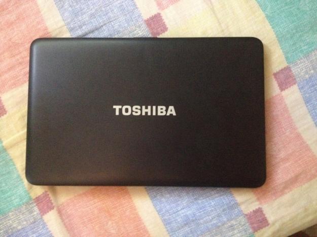 Vendo Portátil Toshiba satélite 16 Full HD
