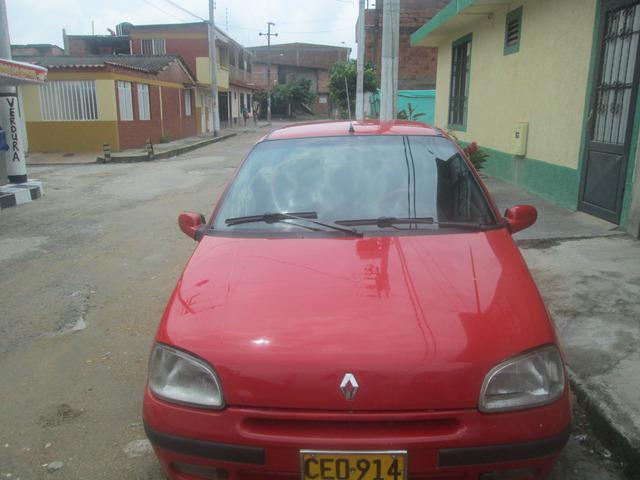 Vendo Renault Clio 2 en Tolima.