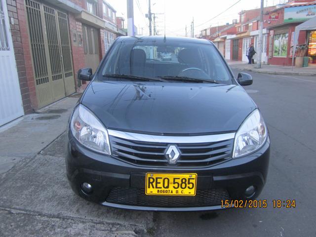 Vendo auto Renault Sandero Dinamyque en Bogotá