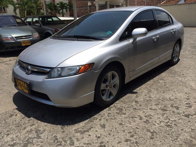 Vendo honda civic LX 2006