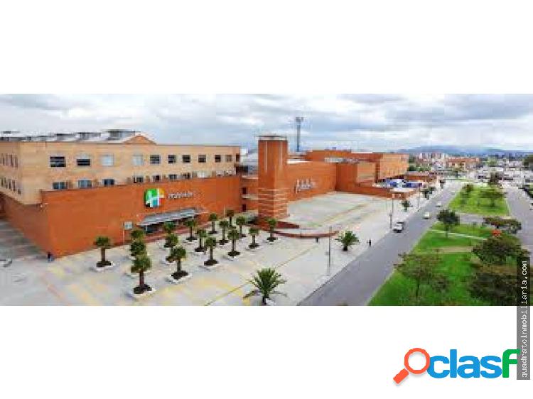 Venta arriendo local CC Hayuelos Bgta.