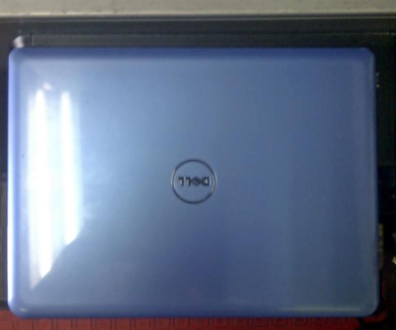 portatil mini Dell azul claro