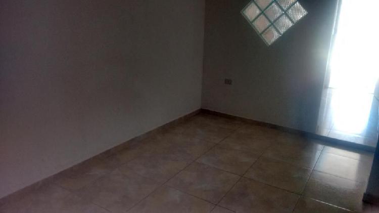 Arriendo apartamento en primer piso