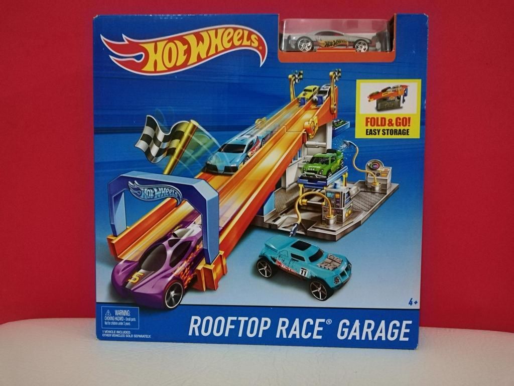Hot Wheels Rooftop Race Garage