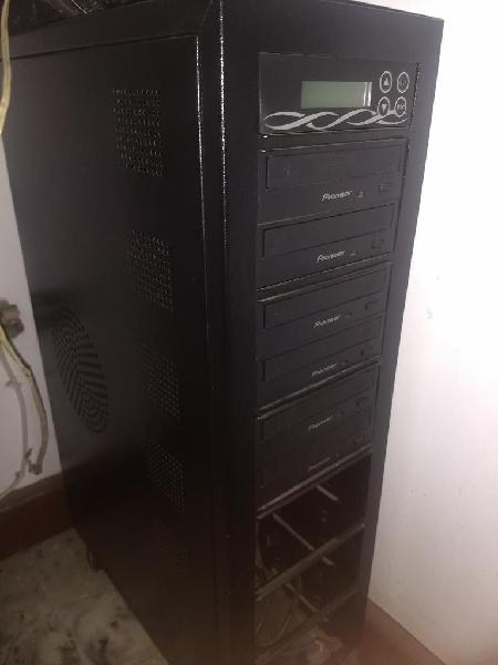 Se Vende Multiplicadora de Cddvd