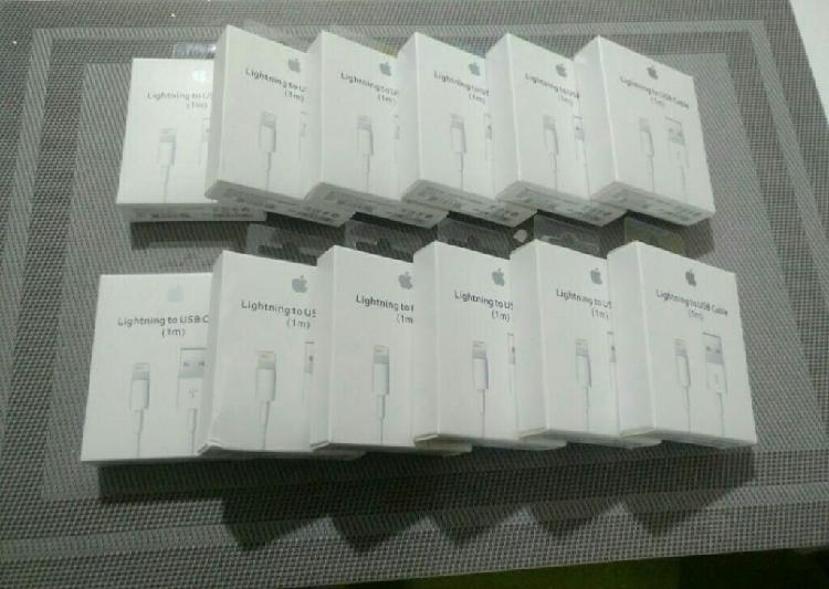 Cables Originales 2mts iPhones X, 8, 7, 6, 5s, 5, ipad