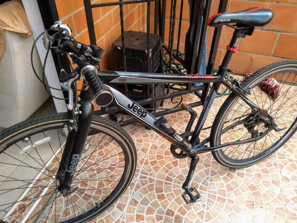 Cambio O Vendo Jeep Nuptse Bicicleta