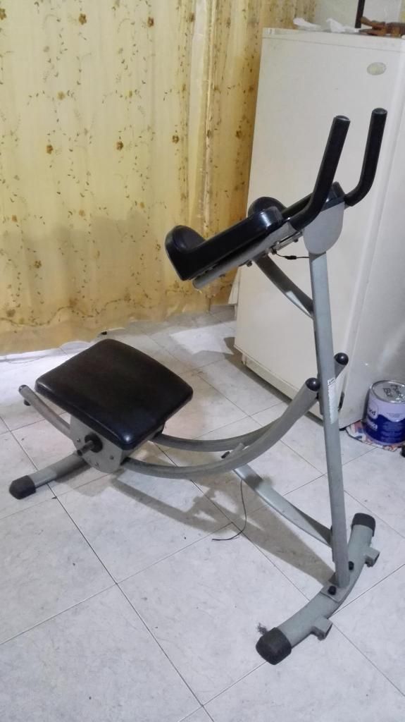 Maquina para Abdominales SportFitness casi nueva .