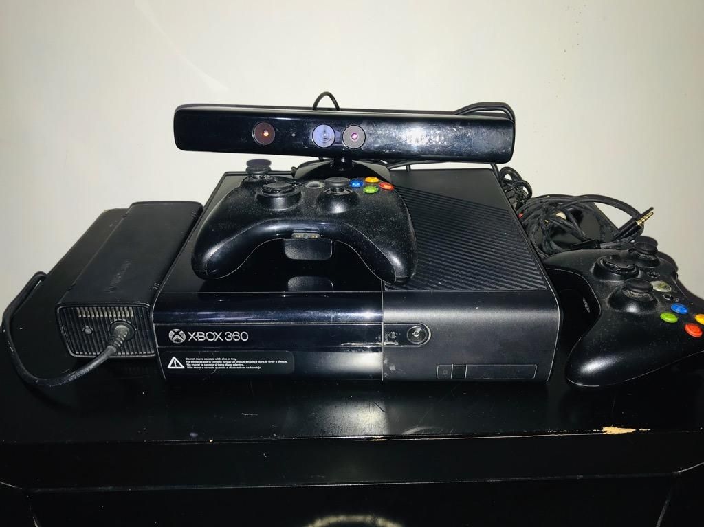 Consola Xbox 360 Slim 250g