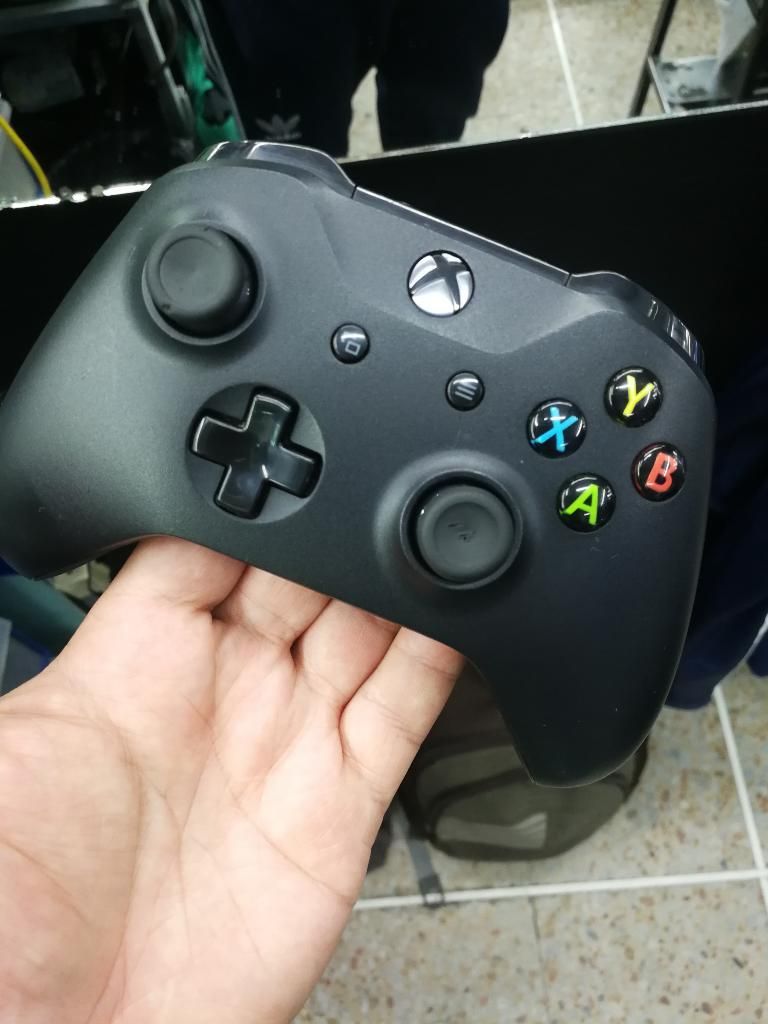 Control Xbox One X