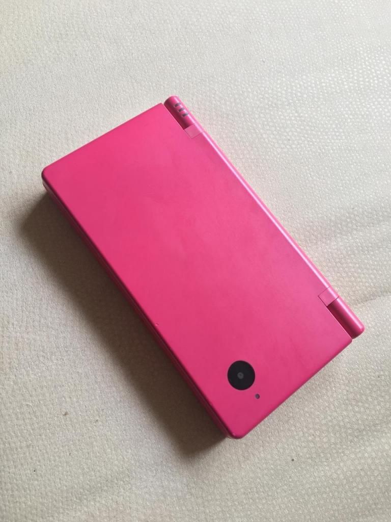 NINTENDO DSI COMO NUEVO