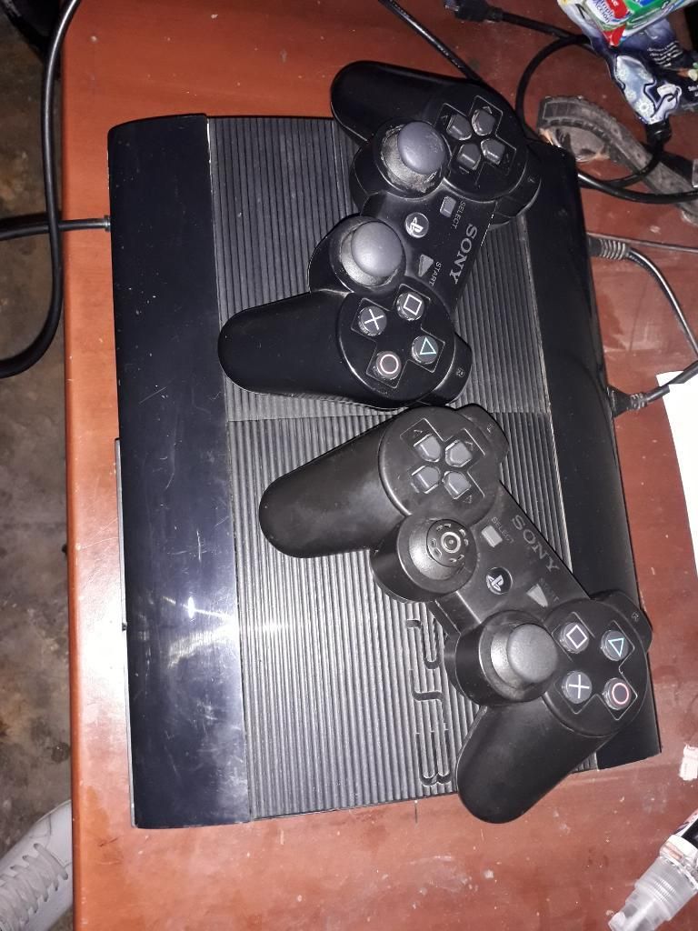 Vendo Ps3 Super Slim