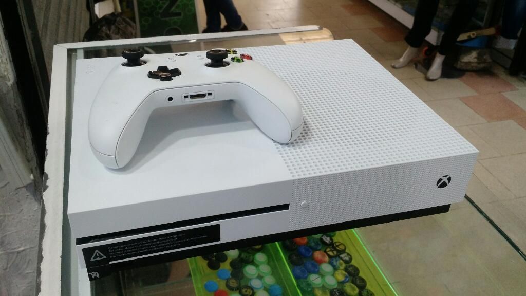 Xbox One S Usado Hermoso