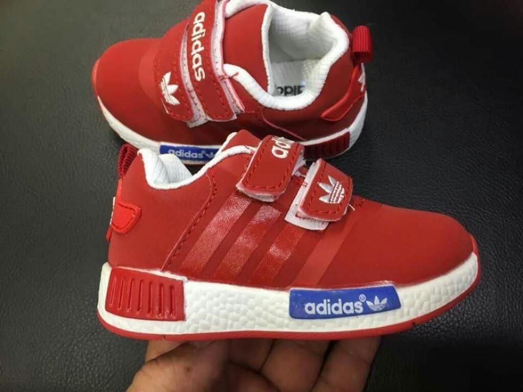 Adidas R2