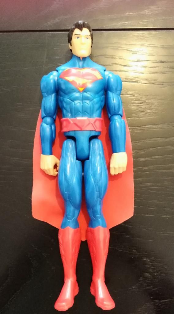 Muñeco Superman 28cm