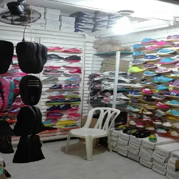 Vendo Local Centro Comercial Villa Julia
