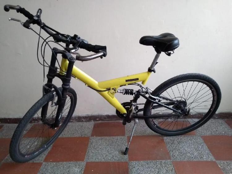 Bicicleta Todo terreno amarilla