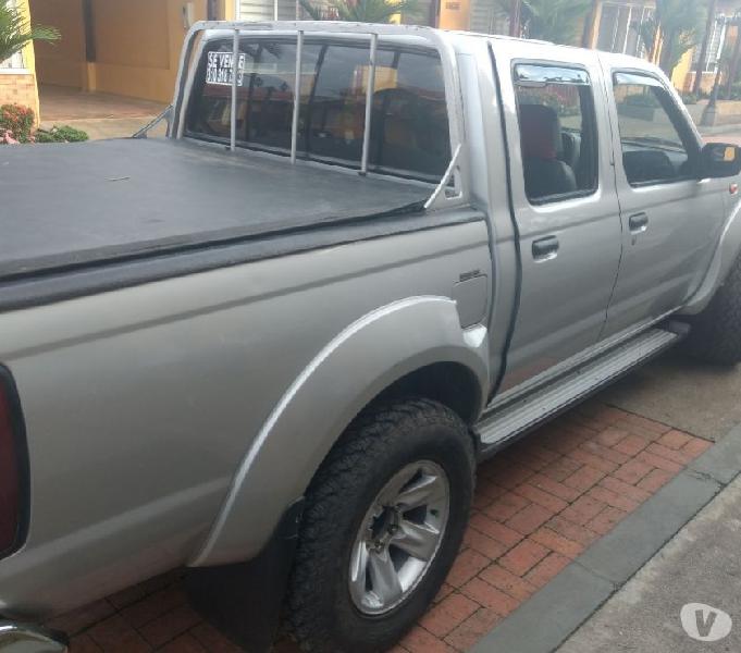 NISSAN FRONTIER NP300