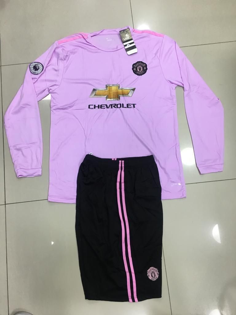 Uniforme Completo Manchester United Pink