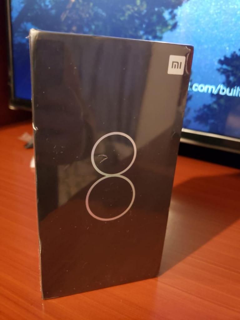 Xiaomi MI 8 Blue 64 GB Nuevo
