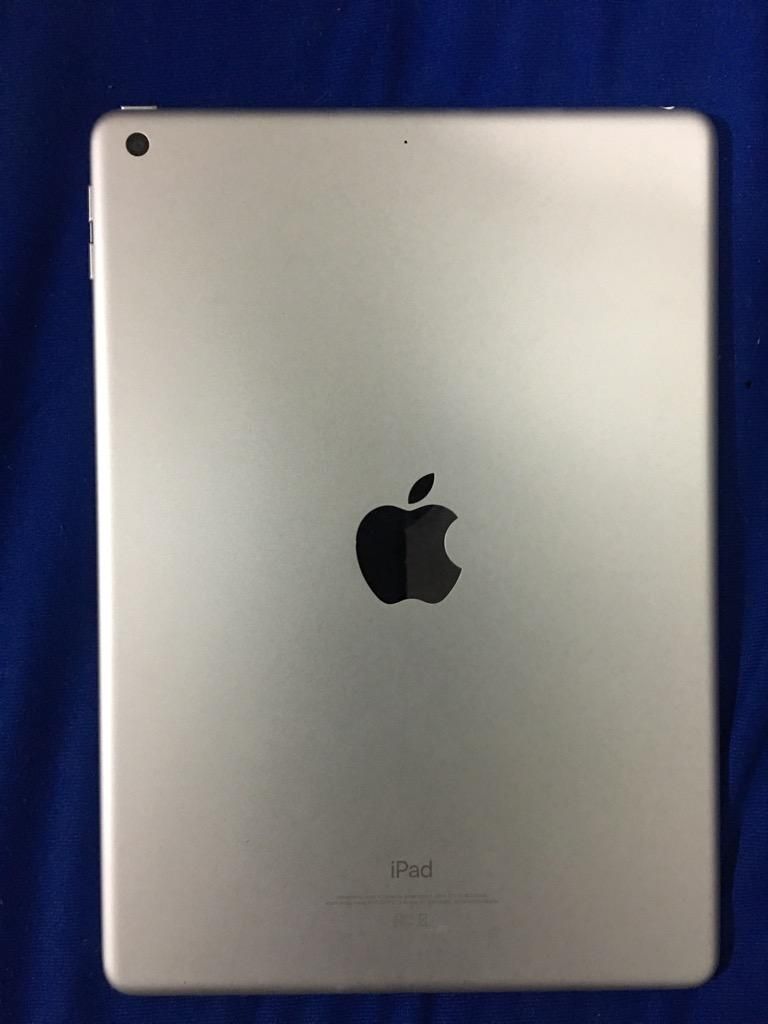 iPad 6Ta Gen 32Gb con Accesorios Y Caja
