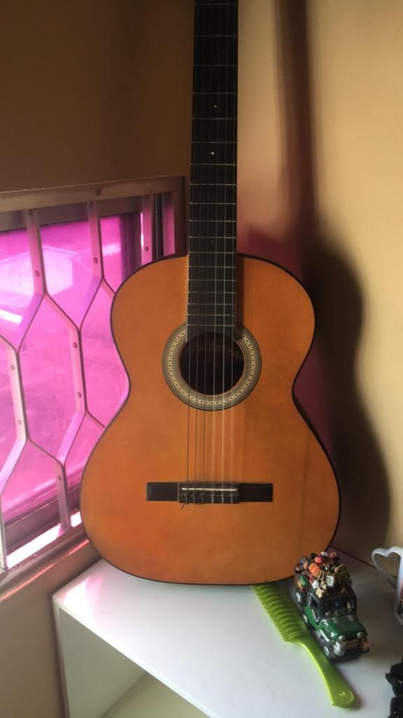 Se Vende Guitarra Marca Desguitarra