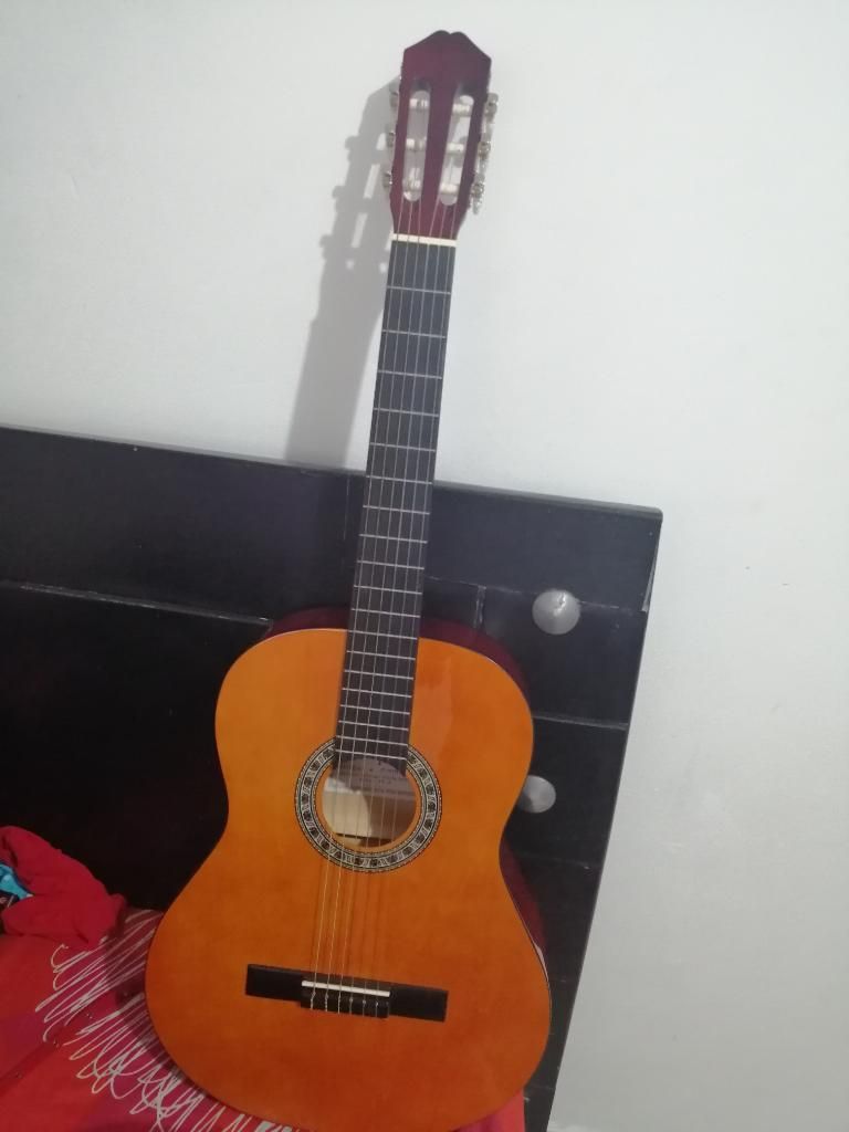 Vendo Guitarra Acústica Americana Nueva!