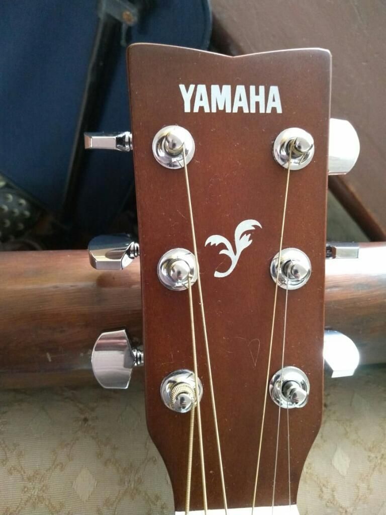 Yamaha Electroacústica Natural