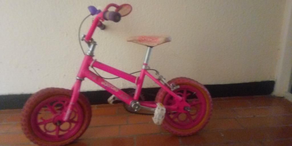 Vendo Bicicleta Niña Barbie